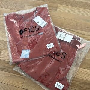 BNWT FIGS Scrubs XS